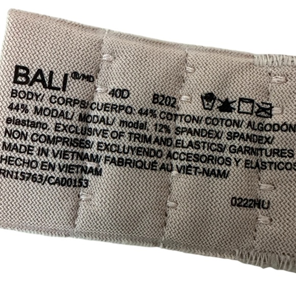 Bali Smoothing T-Shirt Underwire Bra, 40D - Picture 4 of 4